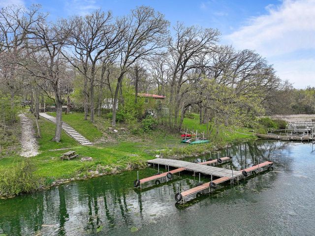 W5928 Mariner Hills COURT, Elkhorn, WI 53121