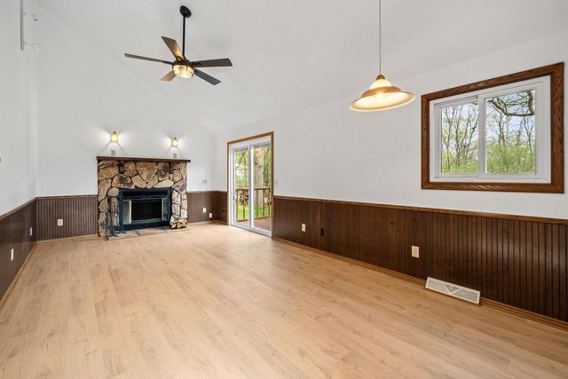 W5928 Mariner Hills COURT, Elkhorn, WI 53121