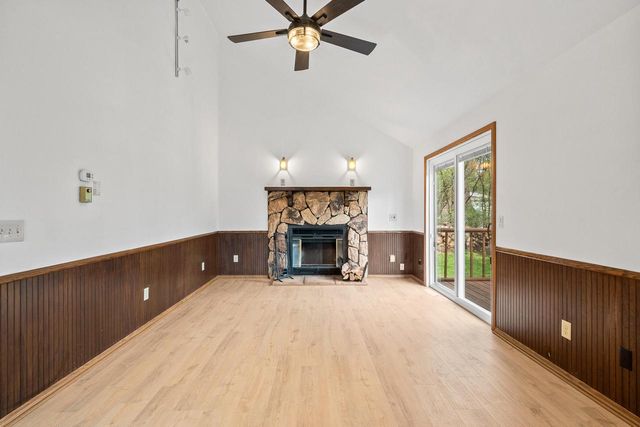 W5928 Mariner Hills COURT, Elkhorn, WI 53121