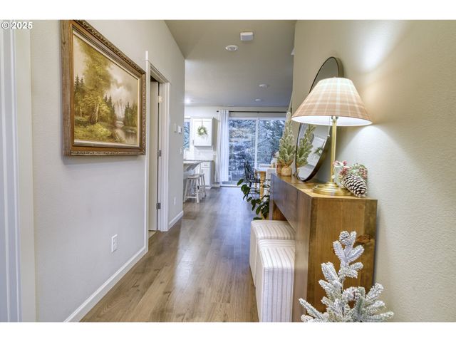 59710 SAPPHIRE Ct, St Helens, OR 97051