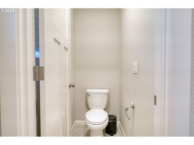 59710 SAPPHIRE Ct, St Helens, OR 97051