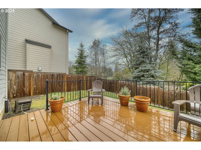 59710 SAPPHIRE Ct, St Helens, OR 97051