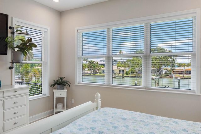 16025 REDINGTON DRIVE, Redington Beach, FL 33708