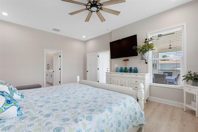 16025 REDINGTON DRIVE, Redington Beach, FL 33708