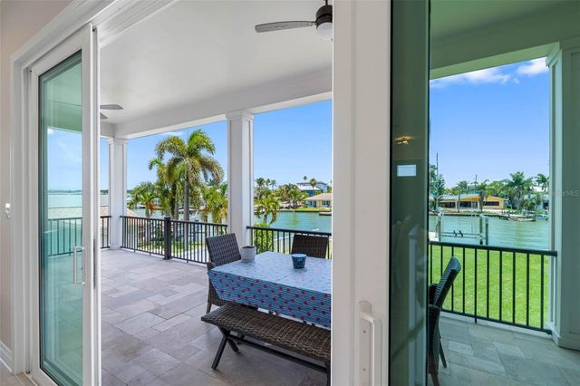 16025 REDINGTON DRIVE, Redington Beach, FL 33708
