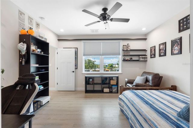 16025 REDINGTON DRIVE, Redington Beach, FL 33708
