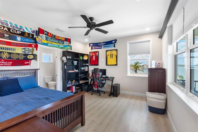 16025 REDINGTON DRIVE, Redington Beach, FL 33708