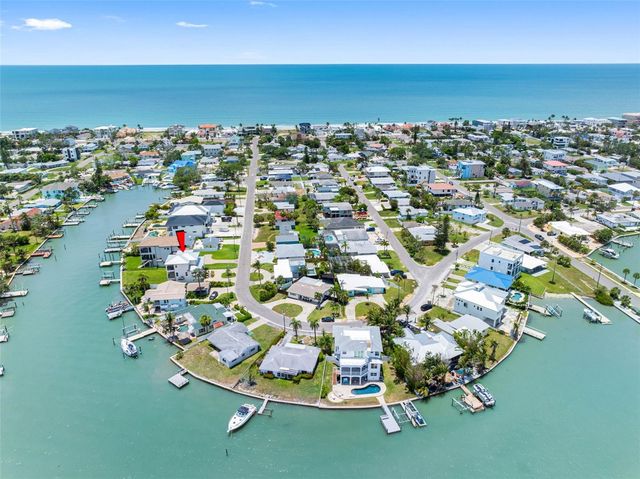 16025 REDINGTON DRIVE, Redington Beach, FL 33708