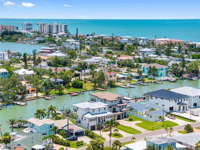 16025 REDINGTON DRIVE, Redington Beach, FL 33708