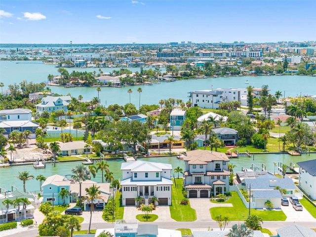 16025 REDINGTON DRIVE, Redington Beach, FL 33708
