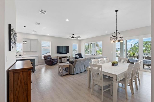 16025 REDINGTON DRIVE, Redington Beach, FL 33708