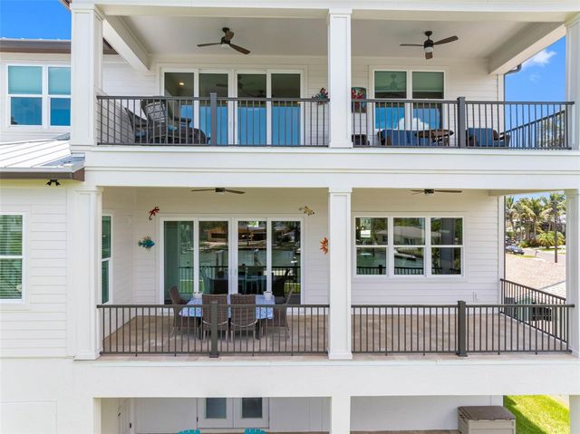 16025 REDINGTON DRIVE, Redington Beach, FL 33708