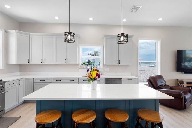 16025 REDINGTON DRIVE, Redington Beach, FL 33708