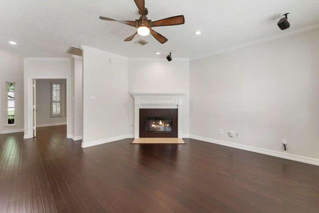 119 S Abram Circle, The Woodlands, TX 77382