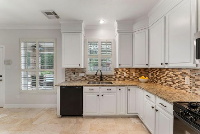 119 S Abram Circle, The Woodlands, TX 77382
