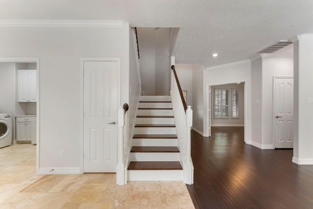 119 S Abram Circle, The Woodlands, TX 77382