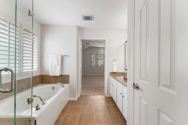 119 S Abram Circle, The Woodlands, TX 77382