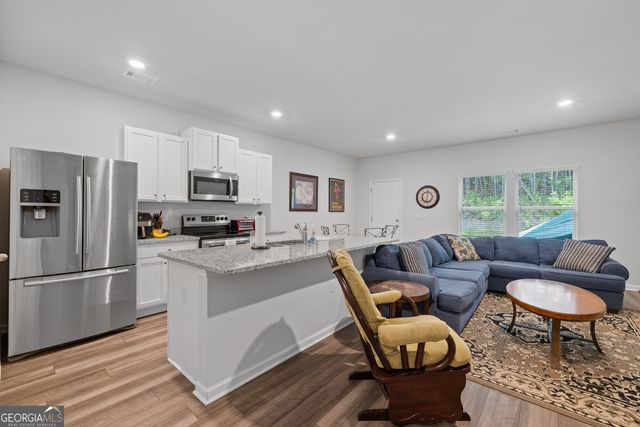 271 Oakwood Drive, Milledgeville, GA 31061