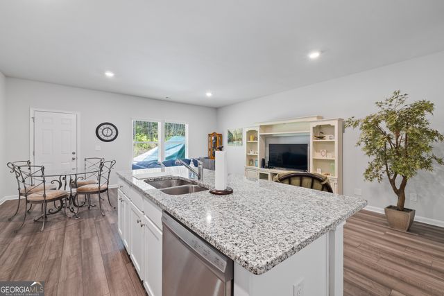 271 Oakwood Drive, Milledgeville, GA 31061