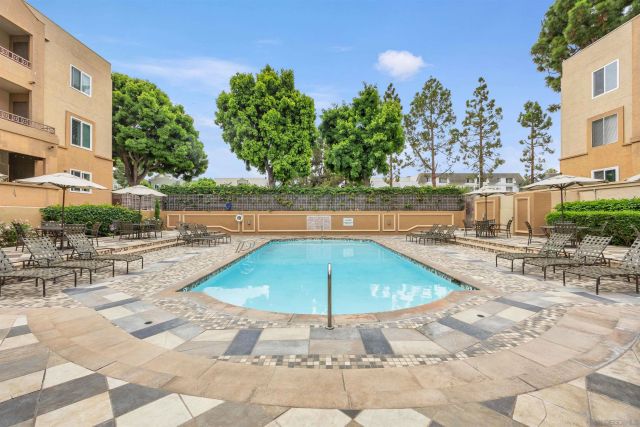 8889 Caminito Plaza Centro 7127, San Diego, CA 92122