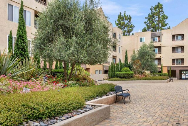 8889 Caminito Plaza Centro 7127, San Diego, CA 92122