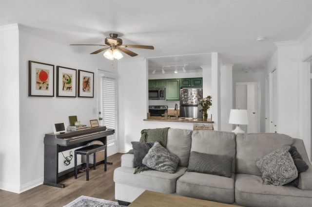 8889 Caminito Plaza Centro 7127, San Diego, CA 92122