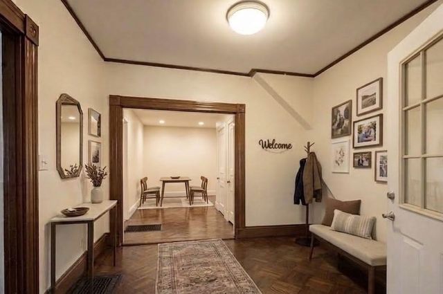 10 Alcott St 1, Boston, MA 02134