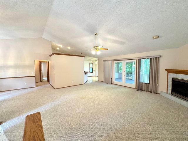 25 Elizabeth Drive, Bella Vista, AR 72715