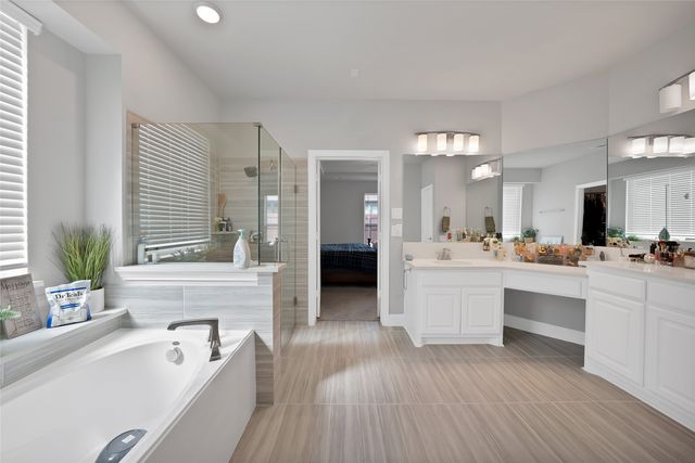 2208 Birdwatch Lane, Mansfield, TX 76084