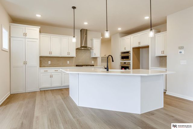 12502 S 89th Street, Papillion, NE 68046