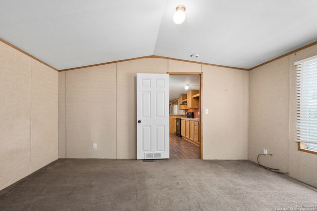 311 N REED ST, Pleasanton, TX 78064