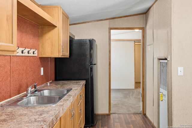 311 N REED ST, Pleasanton, TX 78064