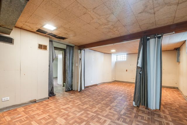 117 Morris Avenue, Bellwood, IL 60104