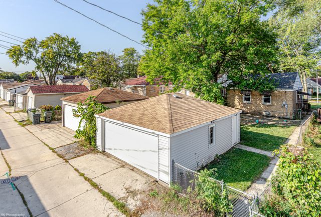 117 Morris Avenue, Bellwood, IL 60104