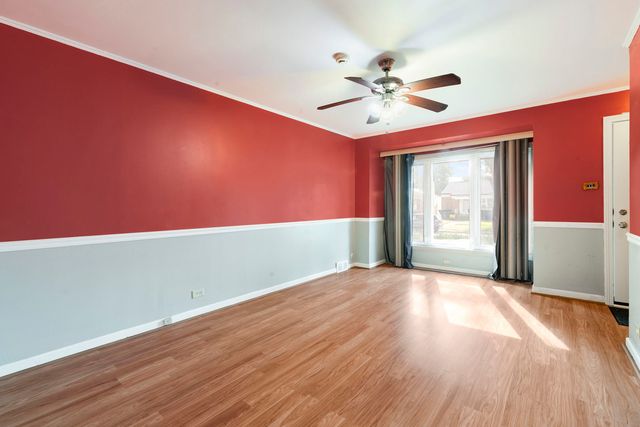 117 Morris Avenue, Bellwood, IL 60104