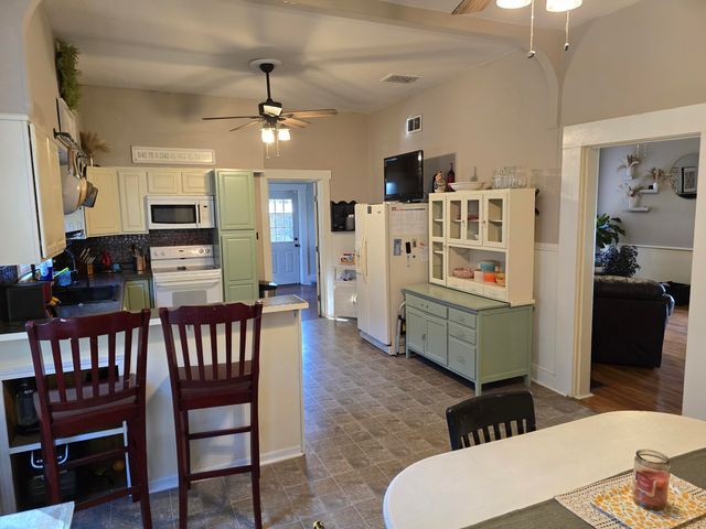 429 E Court Street 429 E Court Street, Urbana, OH 43078