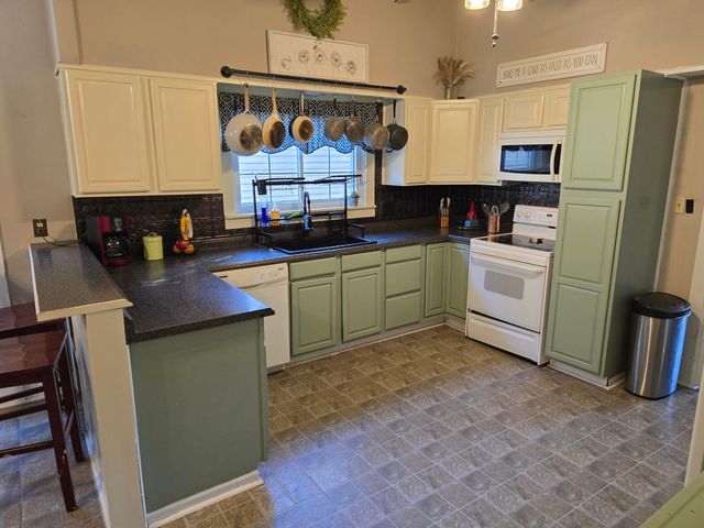 429 E Court Street 429 E Court Street, Urbana, OH 43078