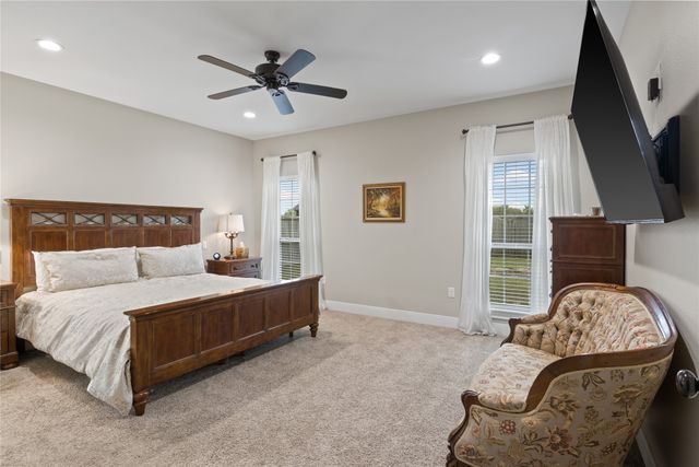 1000 Stone Bridge, Mt Pleasant, TX 75455