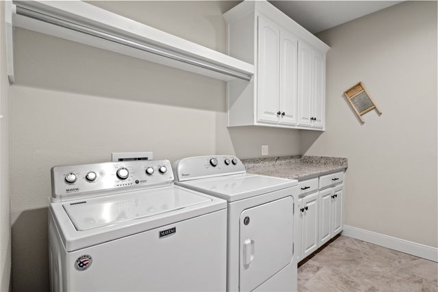 1000 Stone Bridge, Mt Pleasant, TX 75455