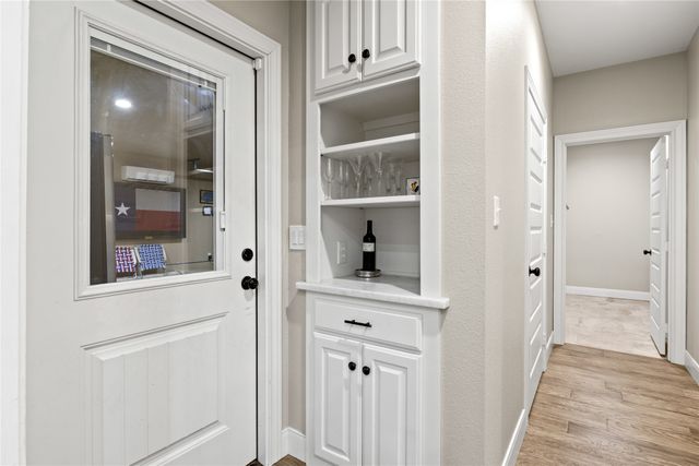 1000 Stone Bridge, Mt Pleasant, TX 75455