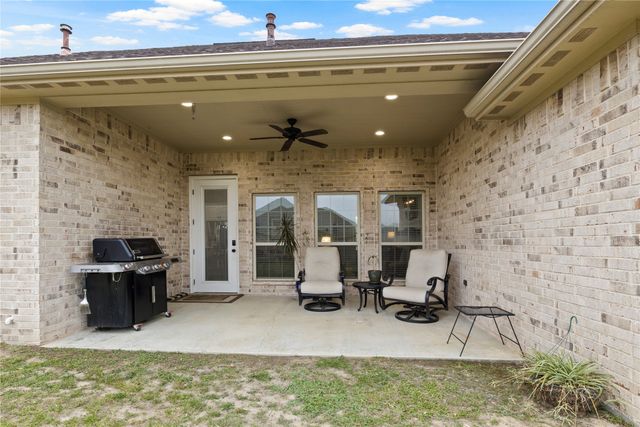 1000 Stone Bridge, Mt Pleasant, TX 75455