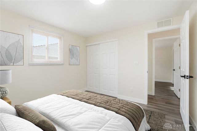 7621 Shalamar Drive, Dayton, OH 45424