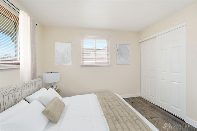 7621 Shalamar Drive, Dayton, OH 45424