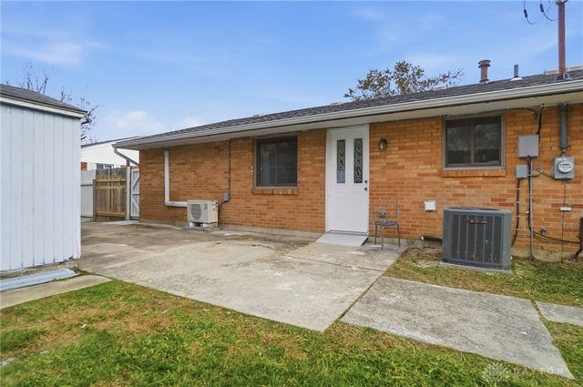 7621 Shalamar Drive, Dayton, OH 45424