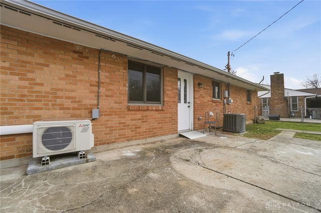 7621 Shalamar Drive, Dayton, OH 45424