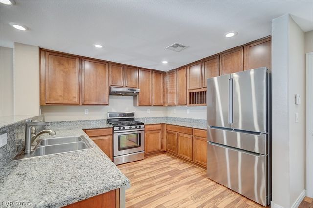 2054 Waterlily View Street, Henderson, NV 89044