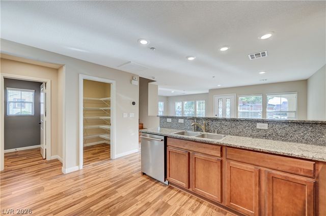 2054 Waterlily View Street, Henderson, NV 89044