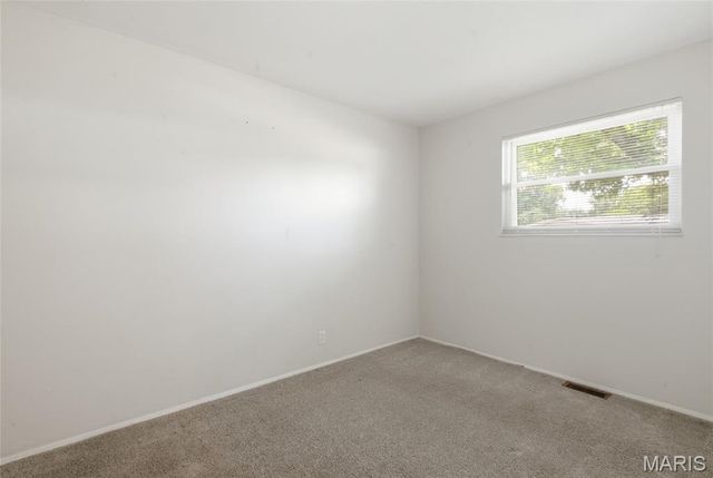 1395 Redbird Drive, Florissant, MO 63031