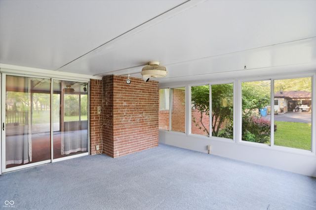 1015 Fairway Drive, Indianapolis, IN 46260