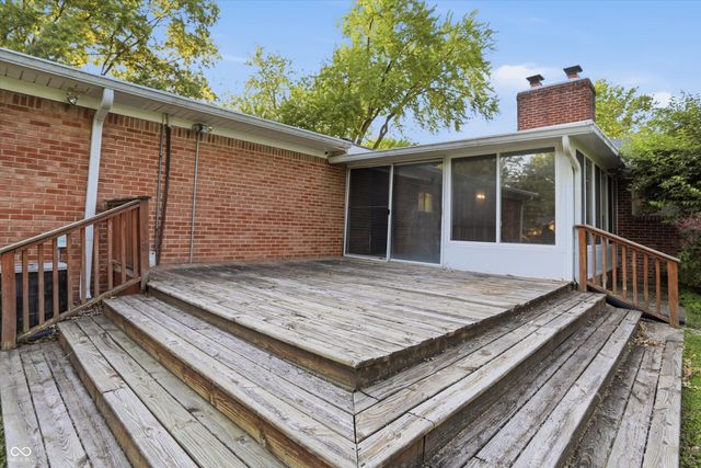 1015 Fairway Drive, Indianapolis, IN 46260